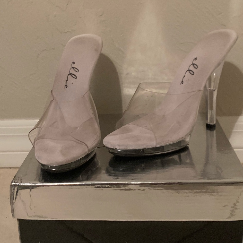 Ellie heels